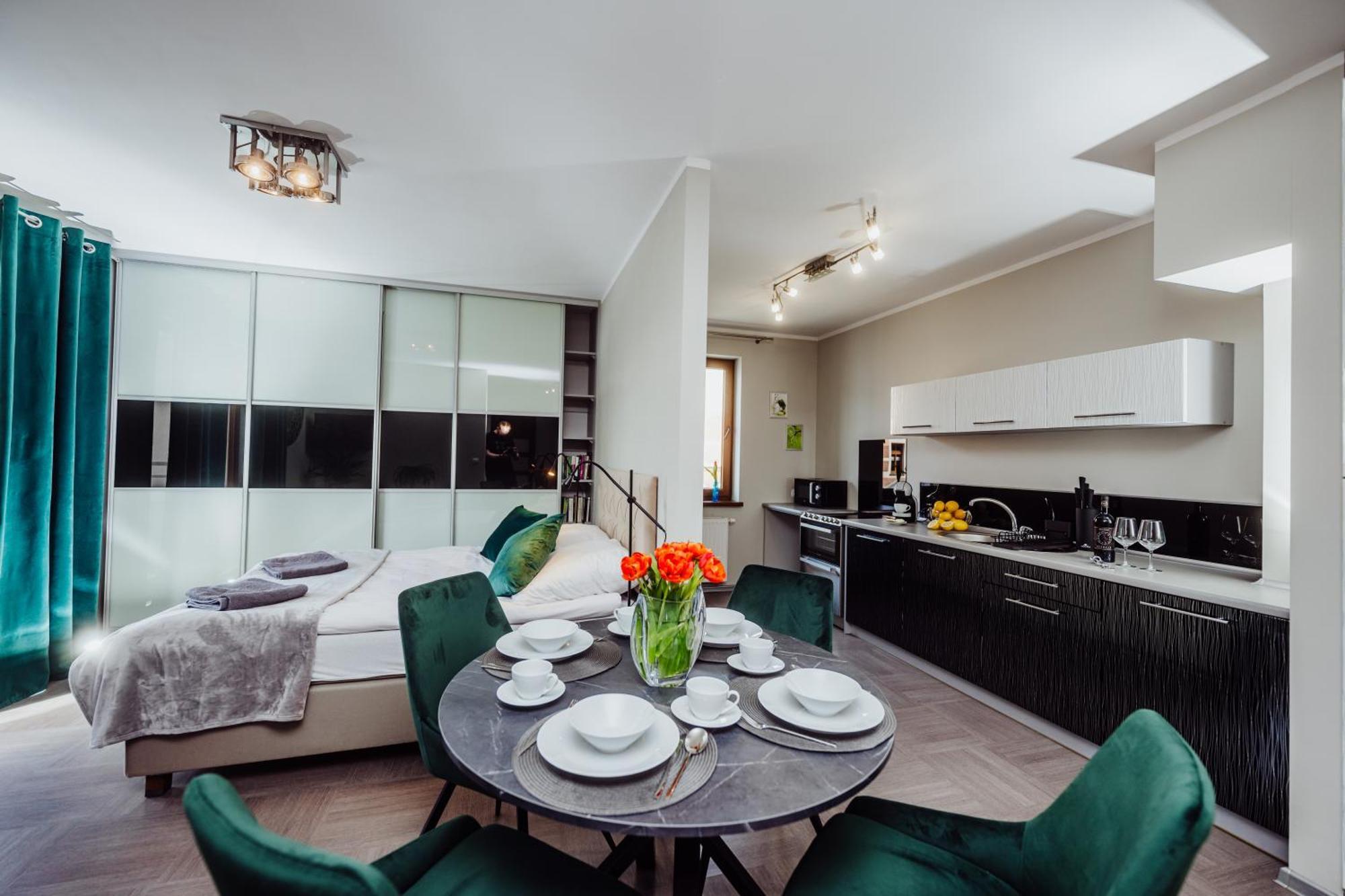 1 Maja 76 Apartman Jelenia Góra Kültér fotó