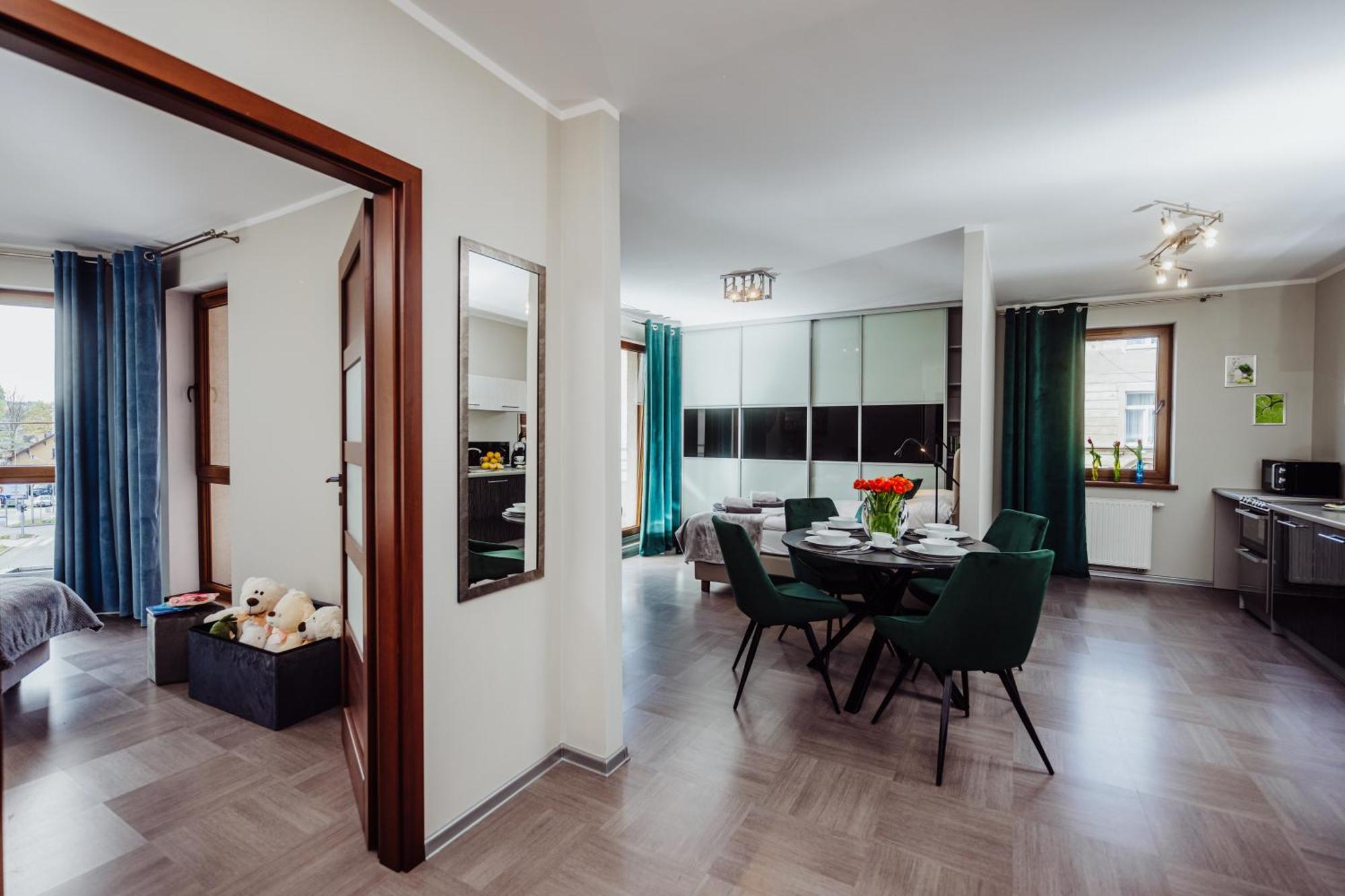 1 Maja 76 Apartman Jelenia Góra Kültér fotó